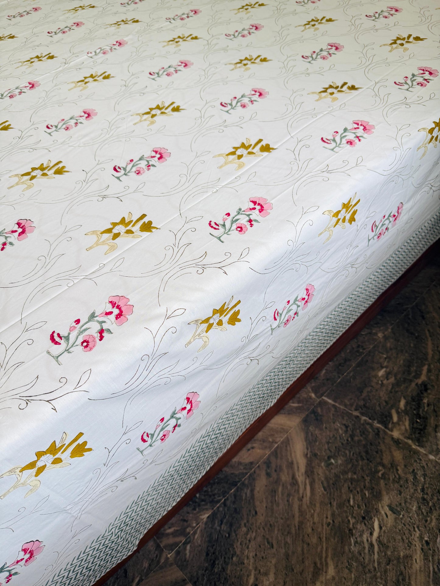 CHAMAN ZAR - Block printed bed sheet set