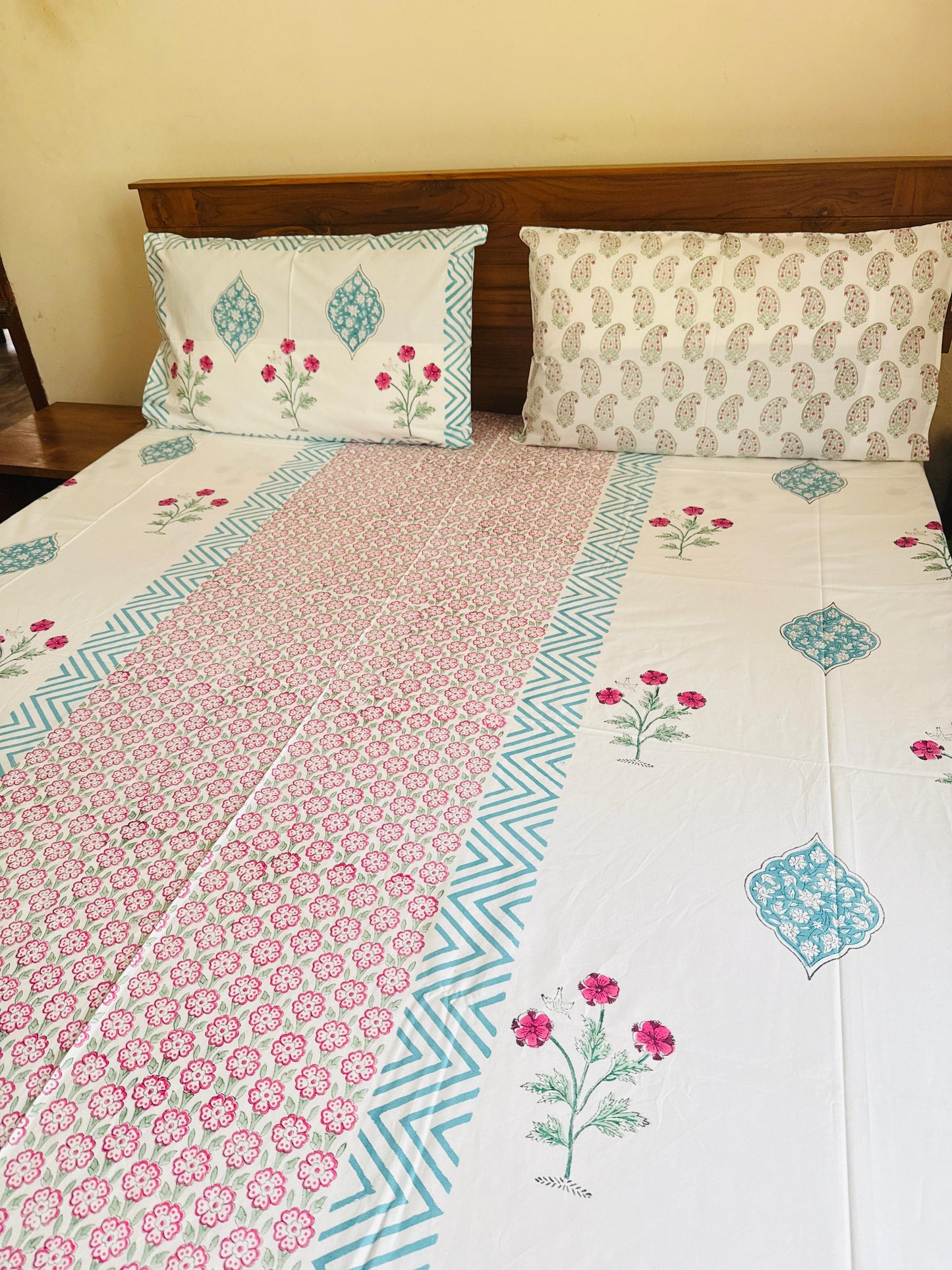 NEELAM - Block printed bed sheet set