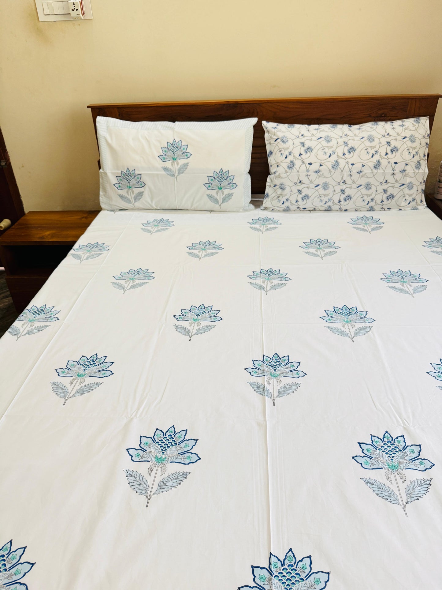 FAHAM - Block printed bed sheet set