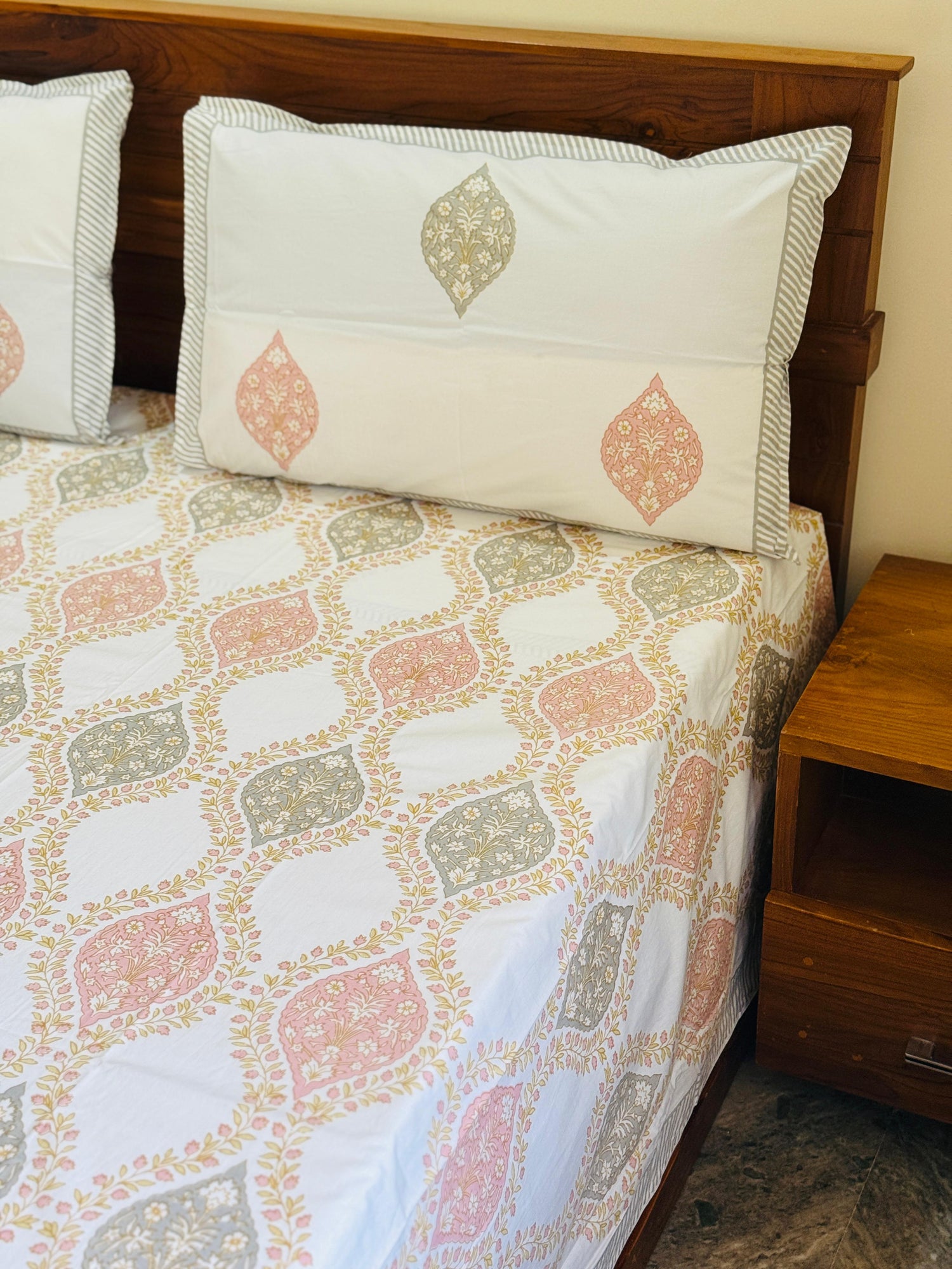 AFFORDABLE BED SHEETS