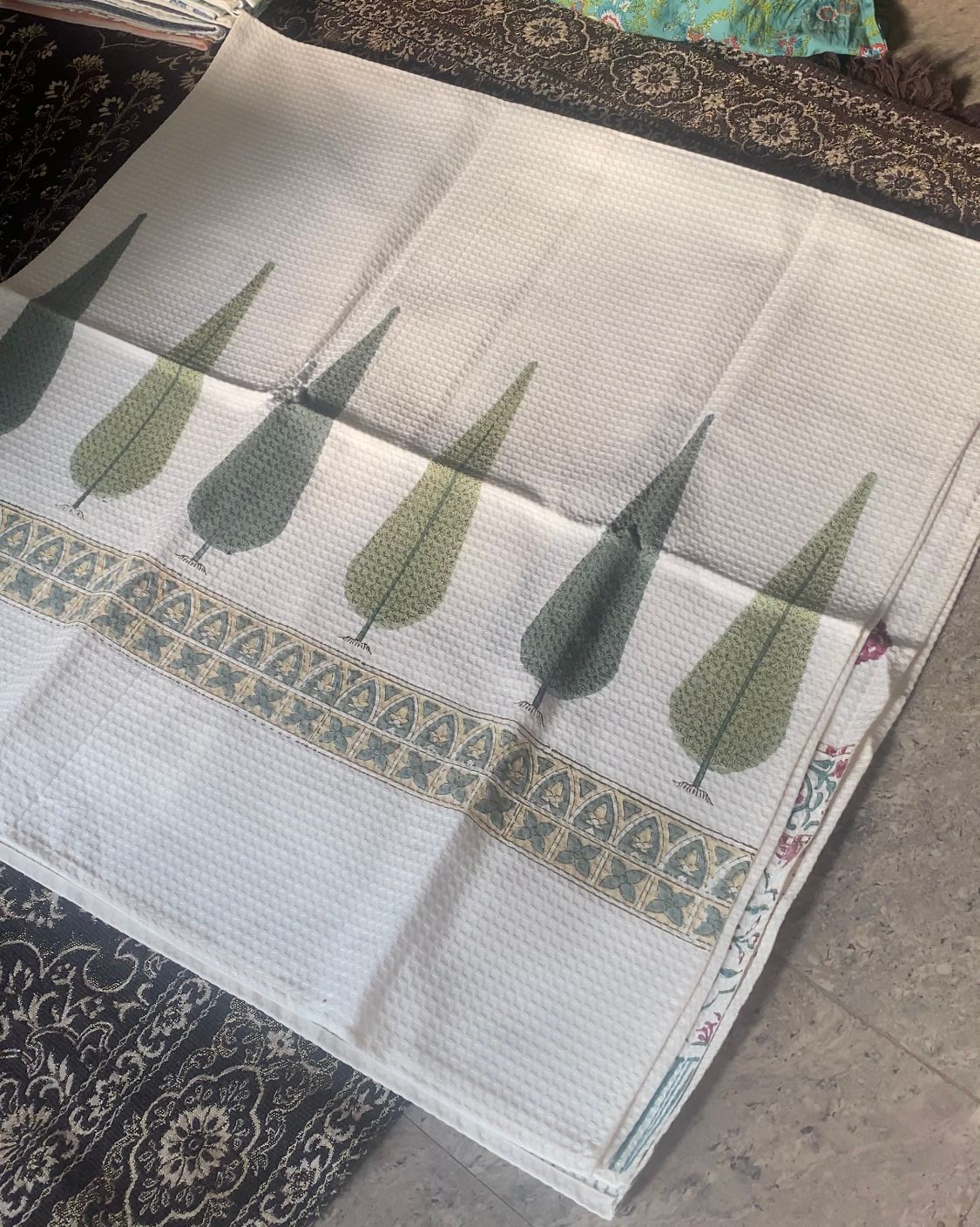BATH TOWELS