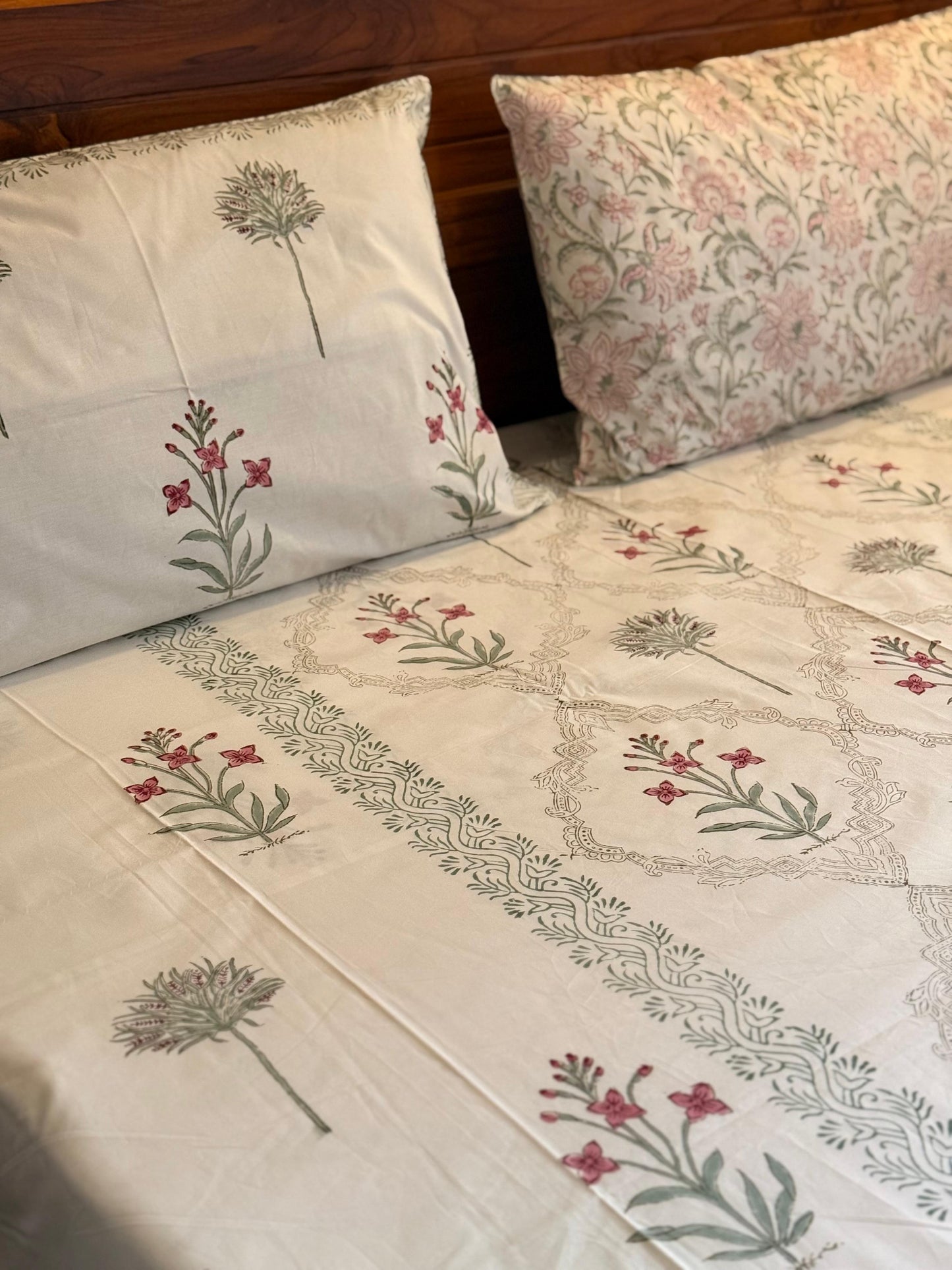 MAKHMAL - Bed sheet and quilt set