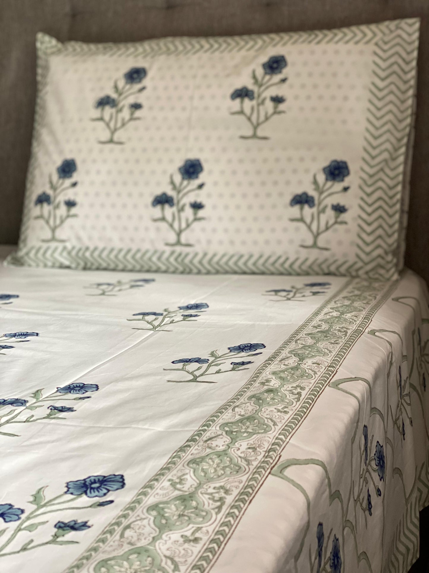 SHABNAM - Block printed bed sheet set