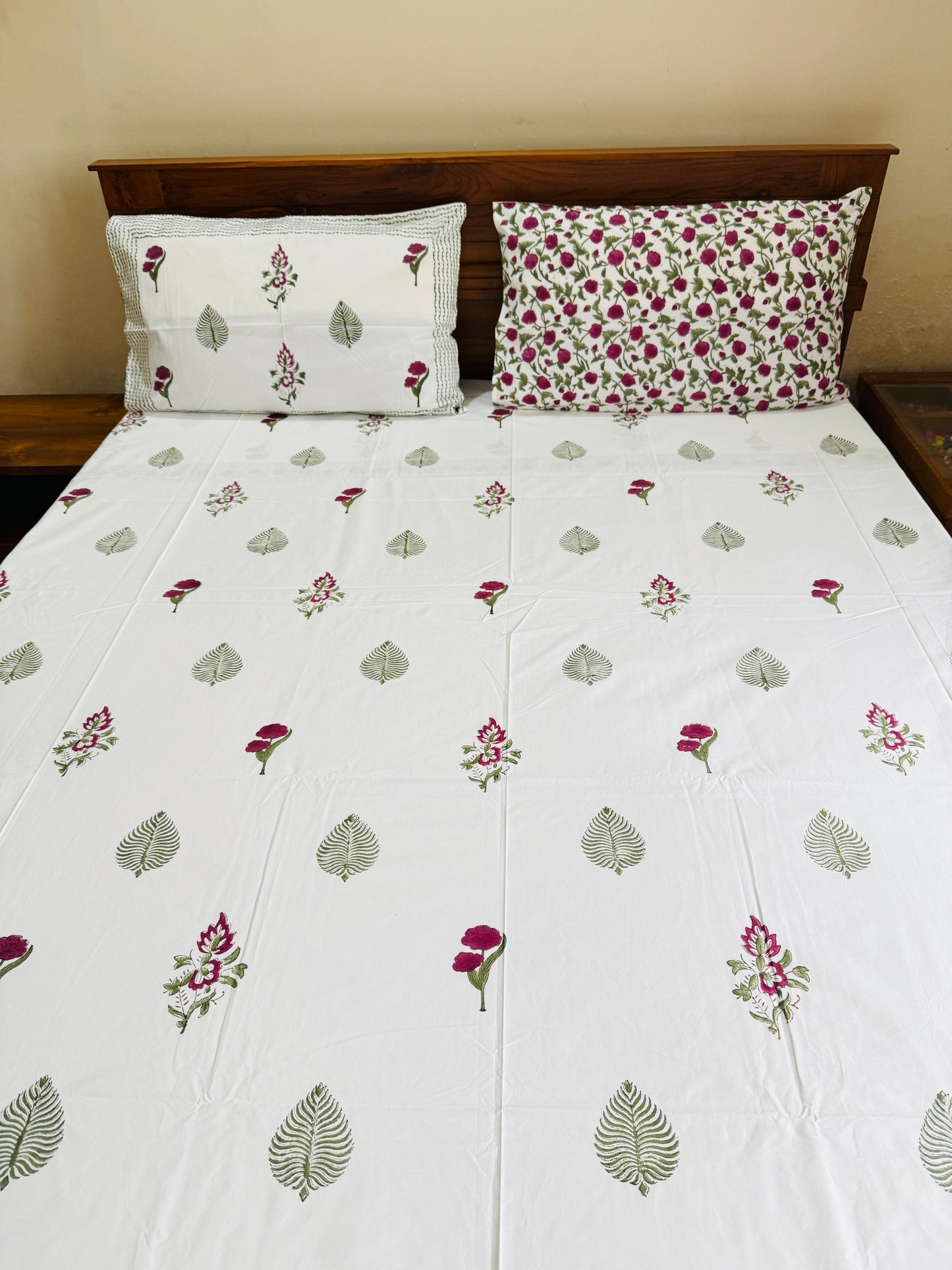 ROSEWOOD - Block printed bed sheet set