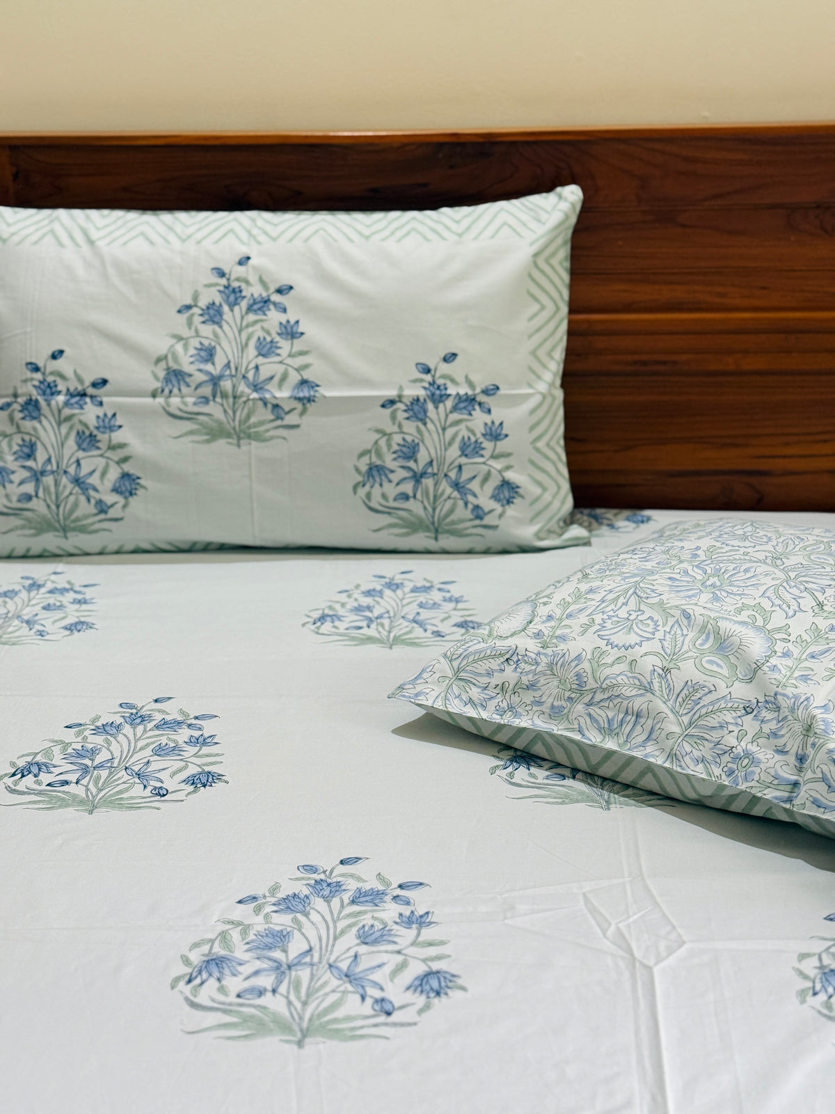 FARHEEN - Block printed bed sheet set