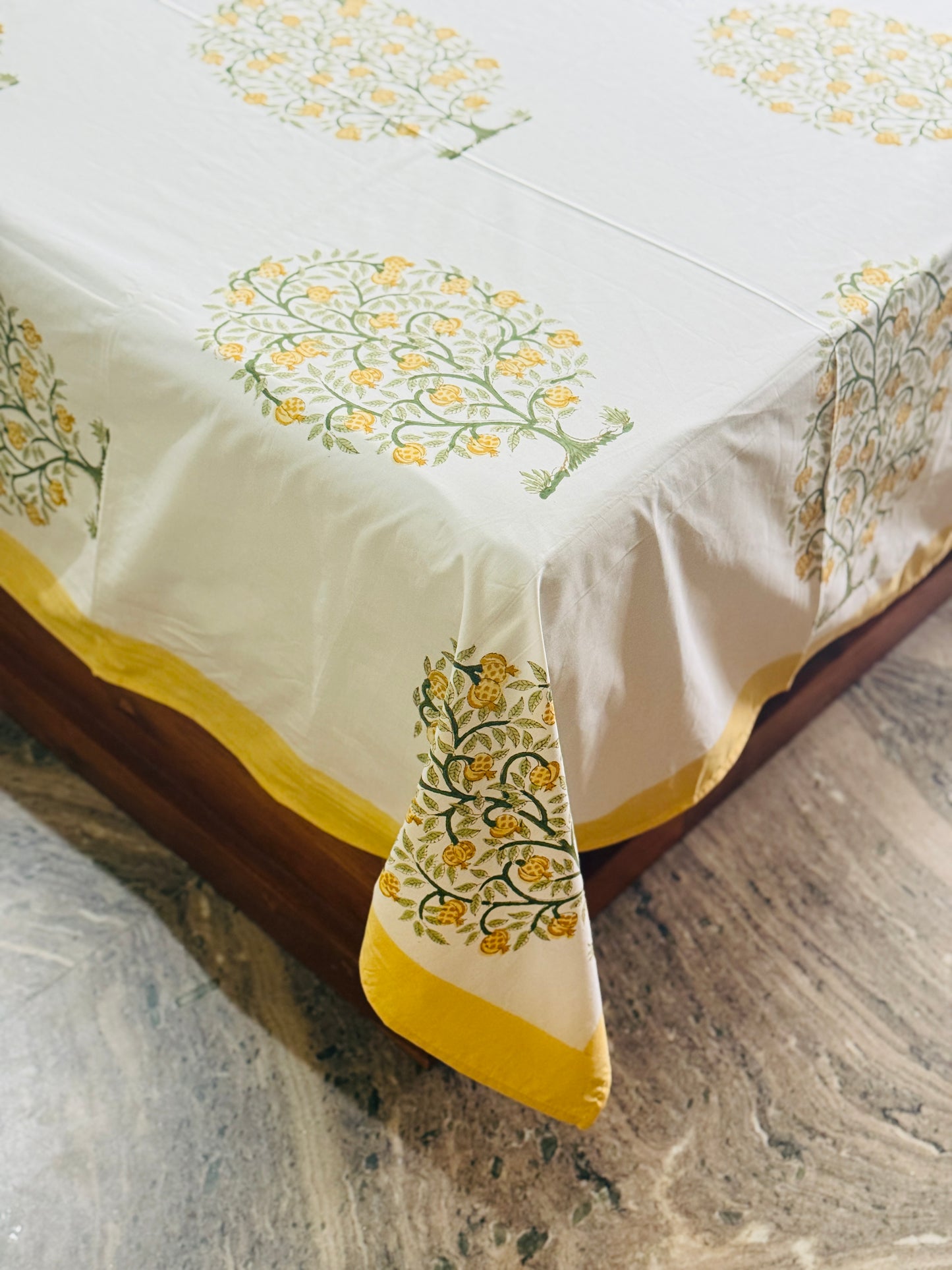 GOLDEN ORCHARD - Block printed bed sheet set