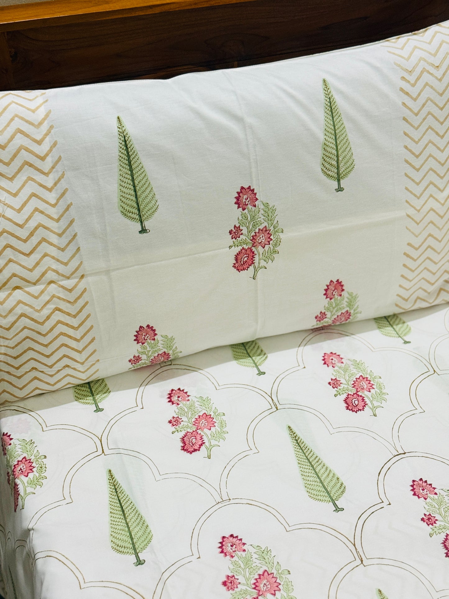 CYPRESS BLOOM - Bed sheet and quilt set