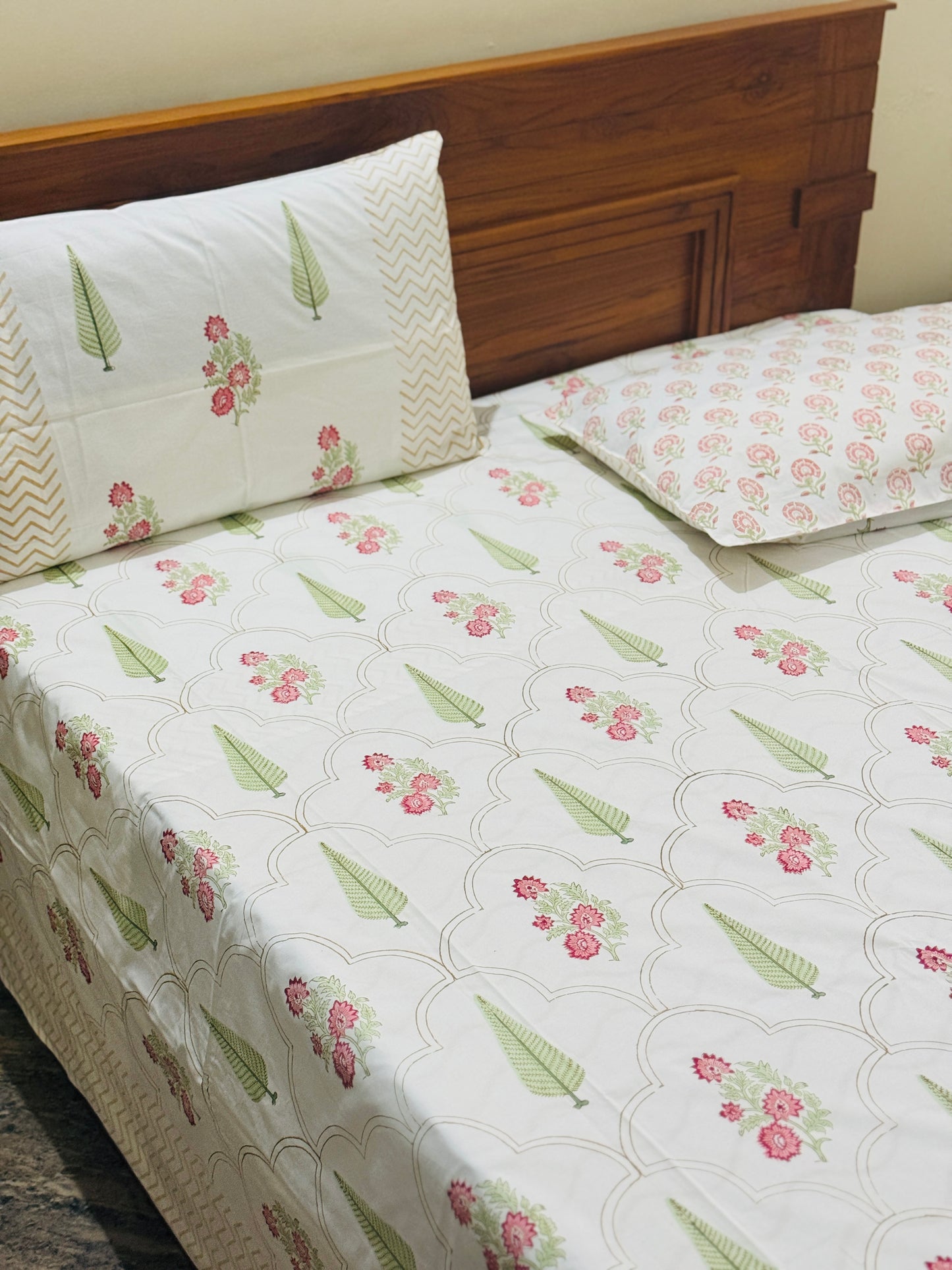 CYPRESS BLOOM - Bed sheet and quilt set