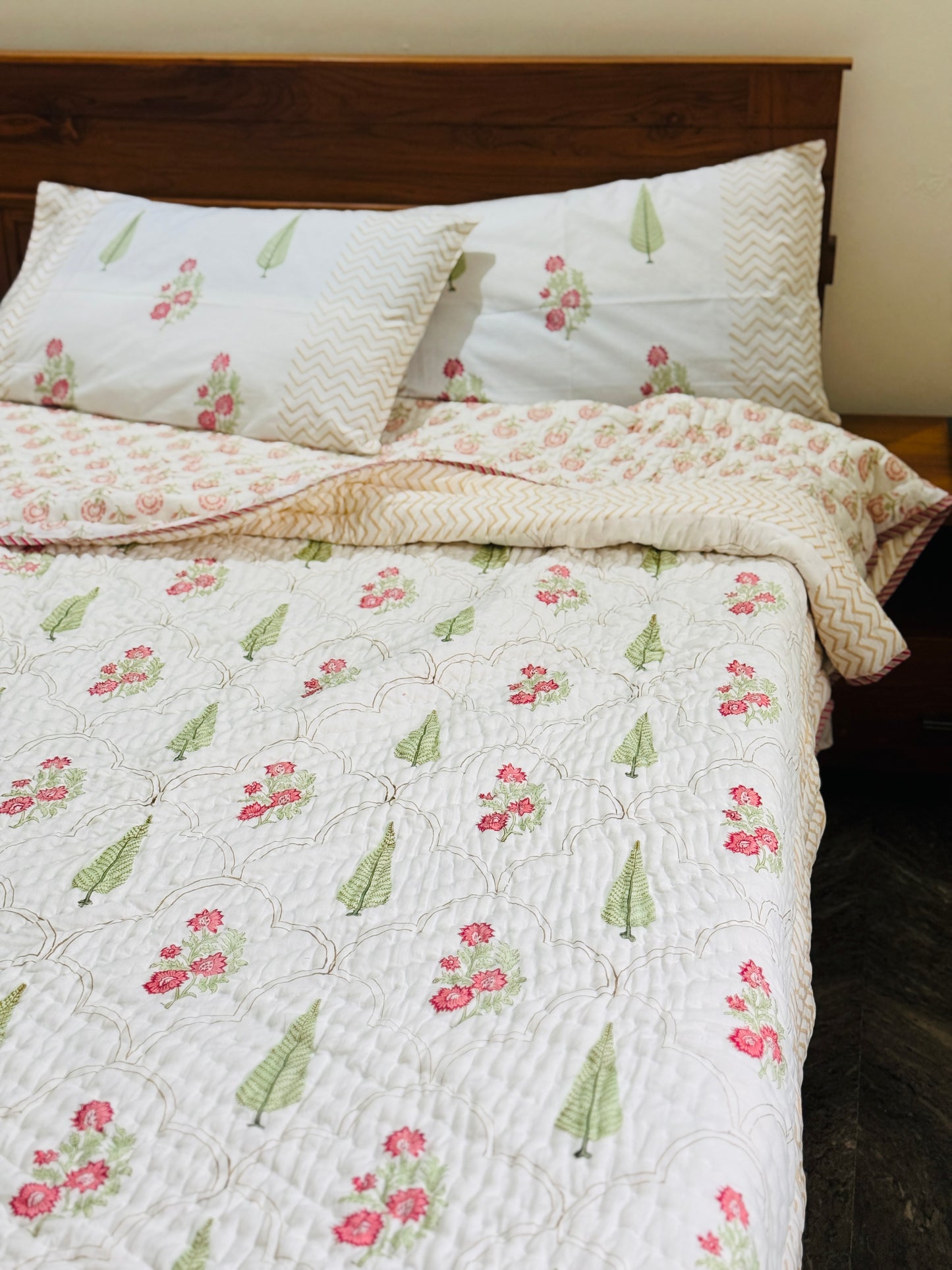 CYPRESS BLOOM - Bed sheet and quilt set