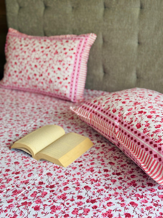 PINK BLOSSOM - Affordable hand block bed sheet set