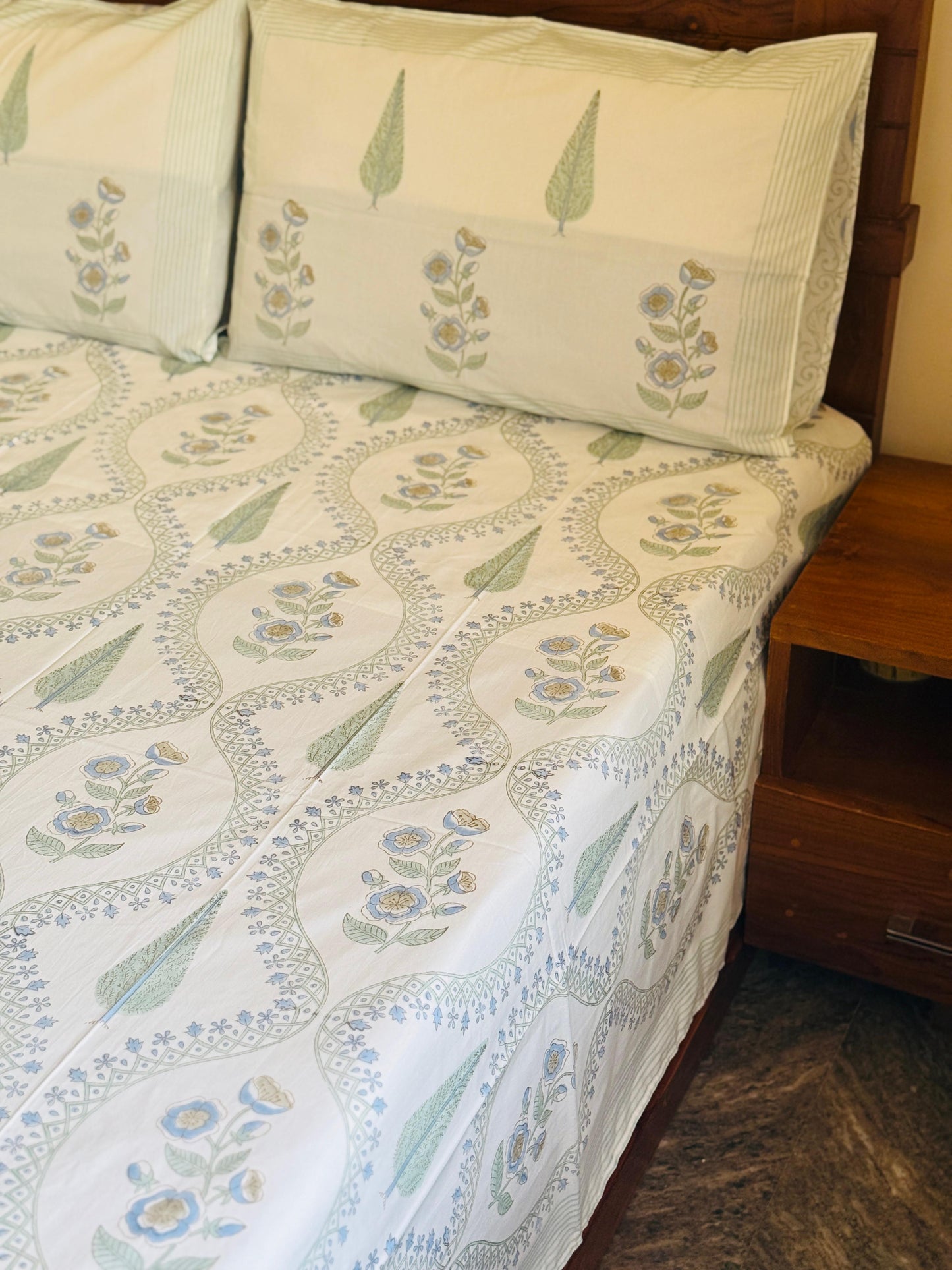 PARIZAAD - Block printed bed sheet set