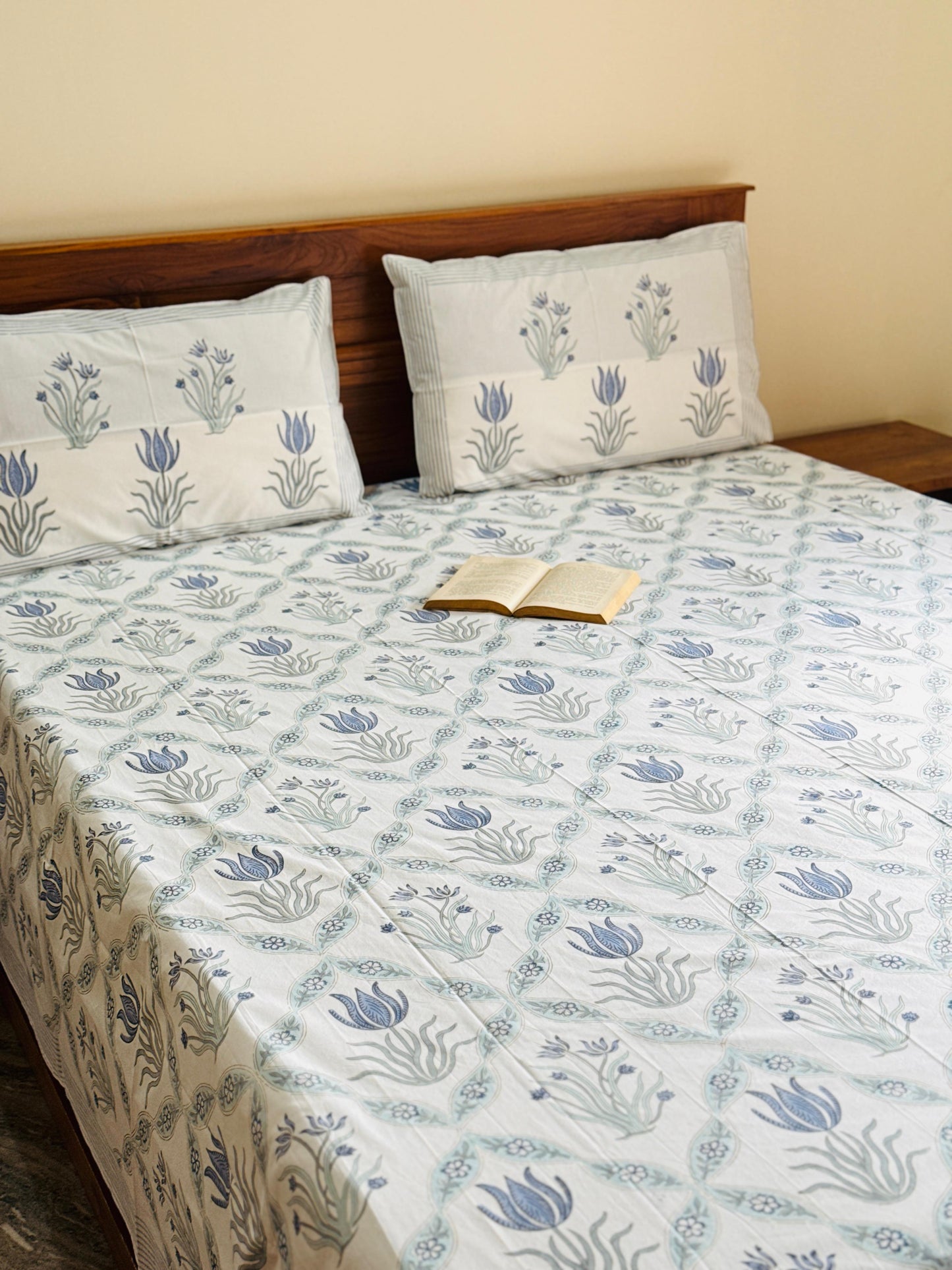 GARDEN COMFORT - Block printed bed sheet set