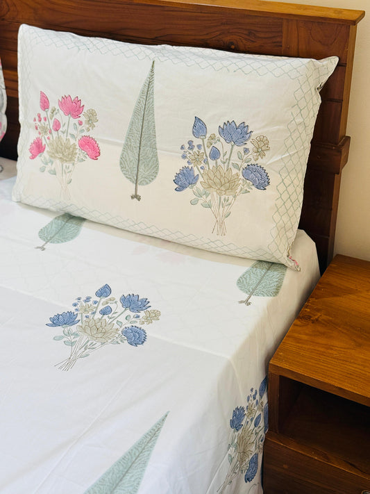 GARDEN MIST - Block printed bed sheet set