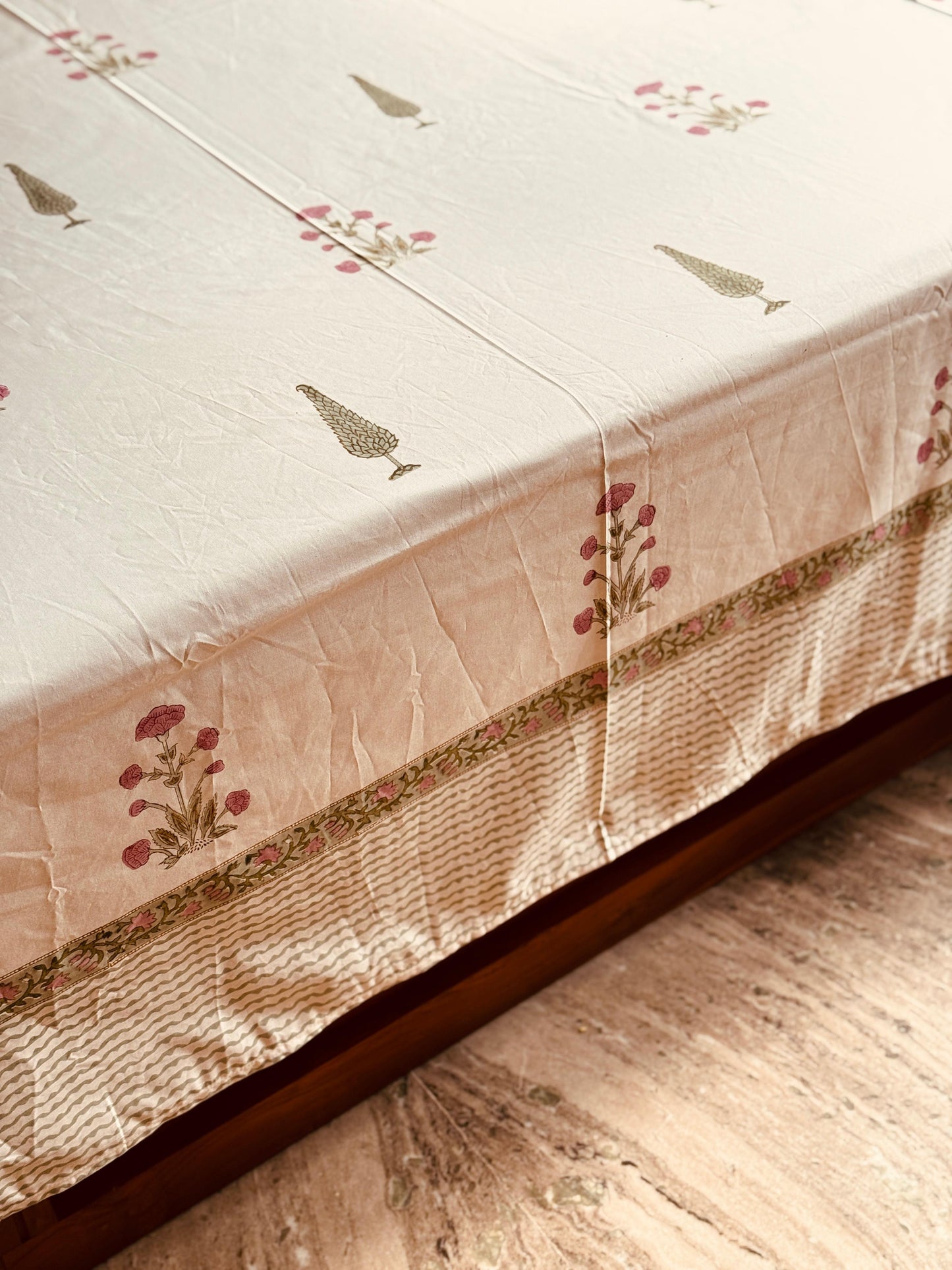 FLORIQUE - Block printed bed sheet set