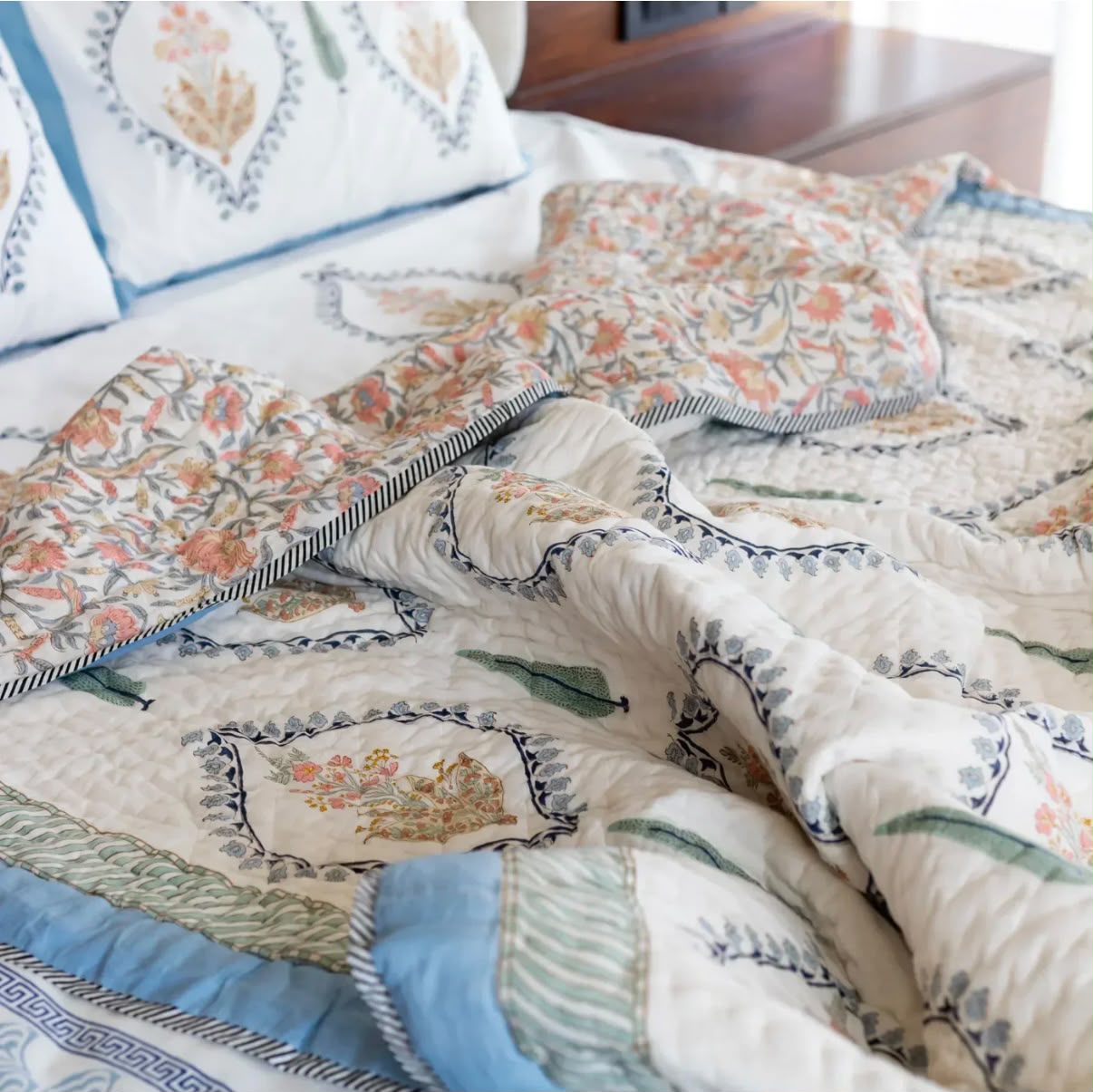 MEHRAAB - Bed sheet and quilt set