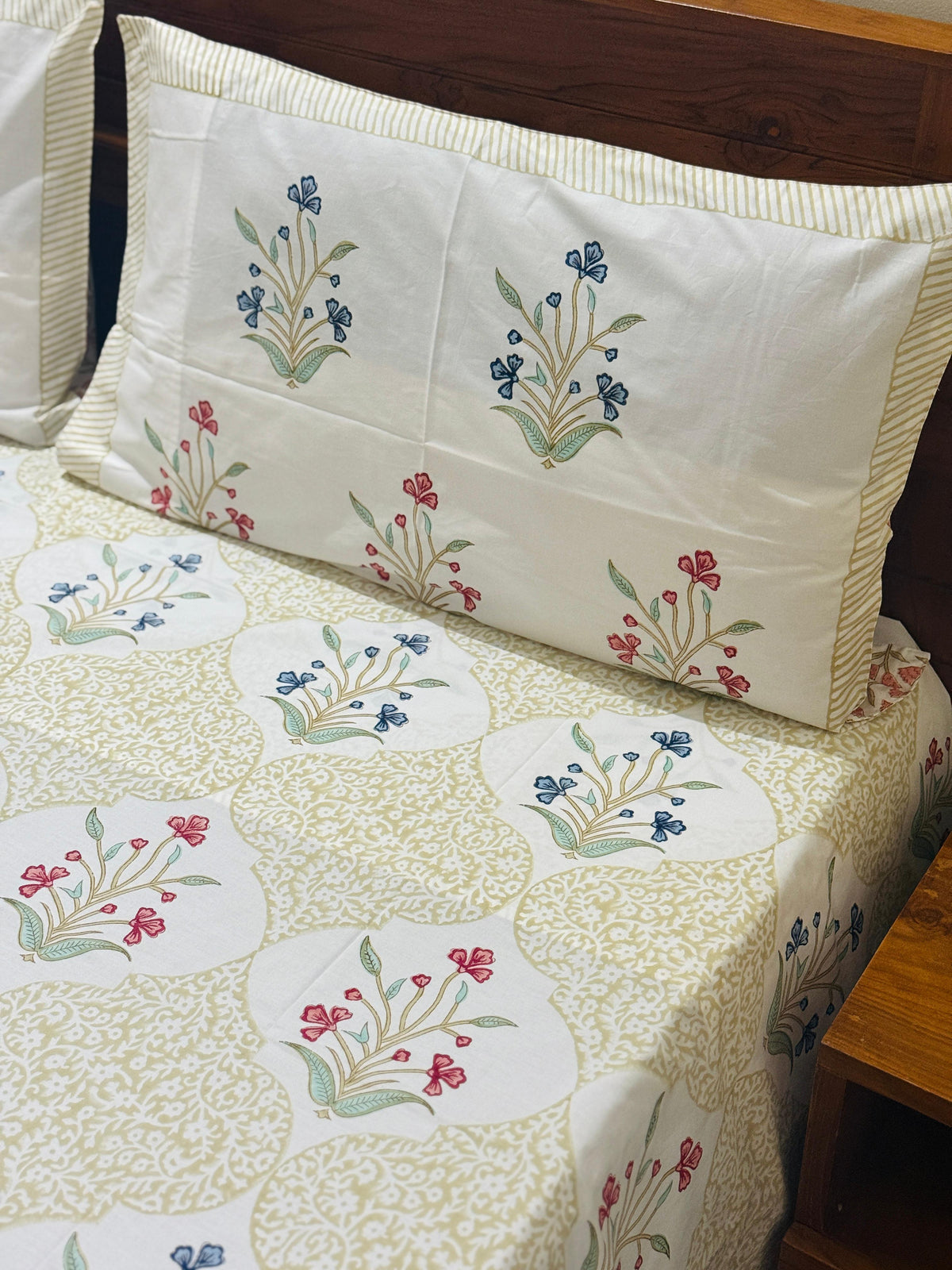 OLIVE BLOOM - Block printed bed sheet set