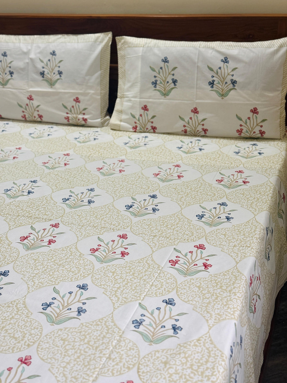 OLIVE BLOOM - Block printed bed sheet set
