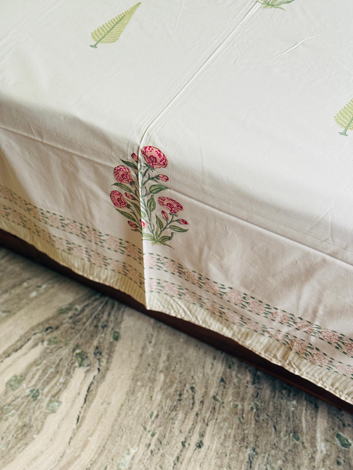 ROSELLE - Block printed bed sheet set