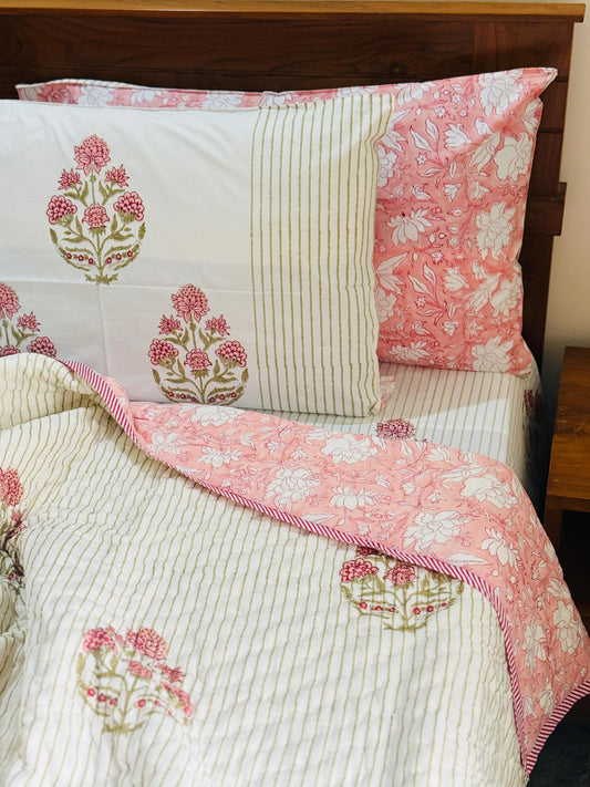 - Bed sheet and quilt set