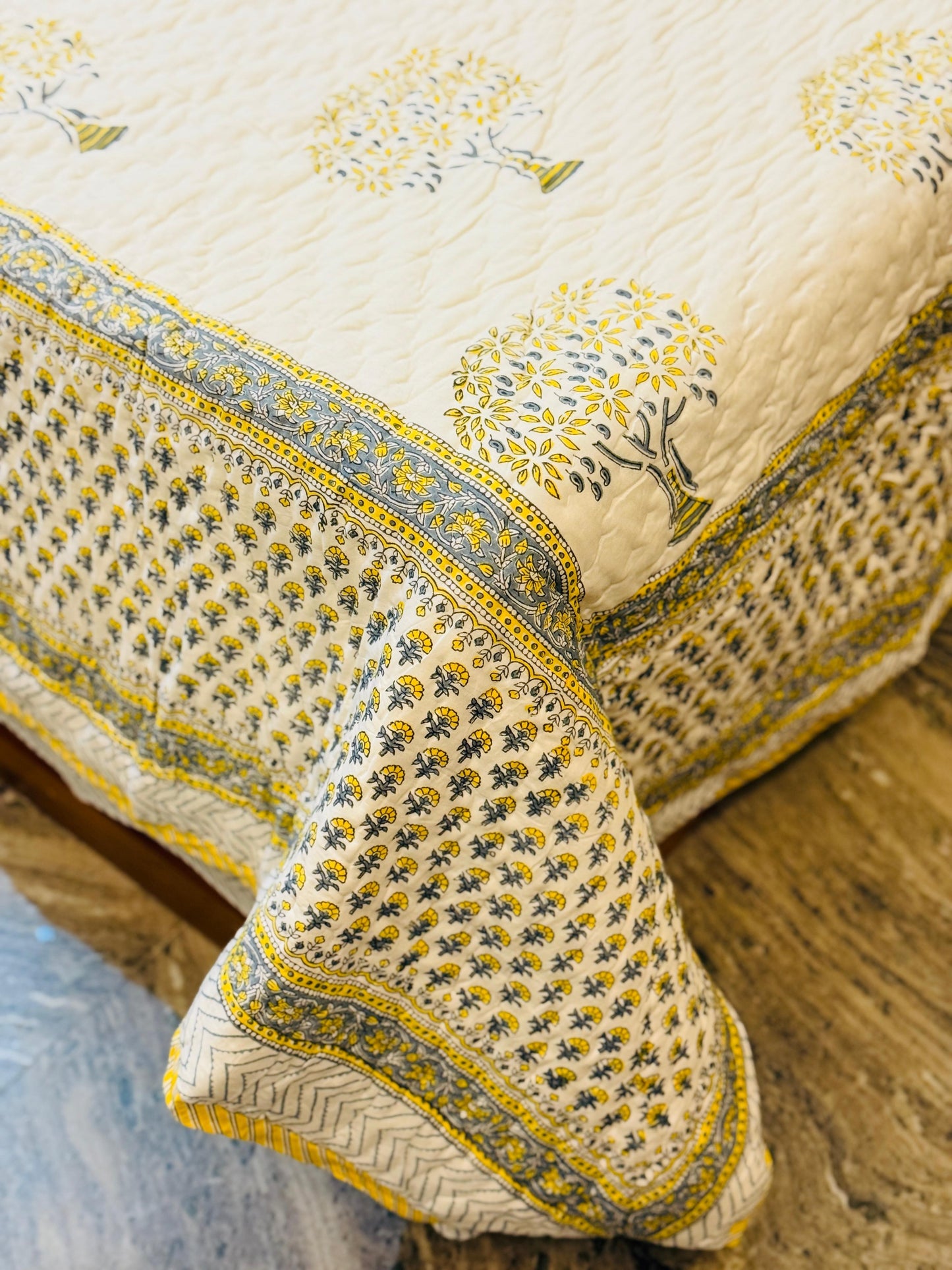 ZAR GUL - Bed sheet and quilt set
