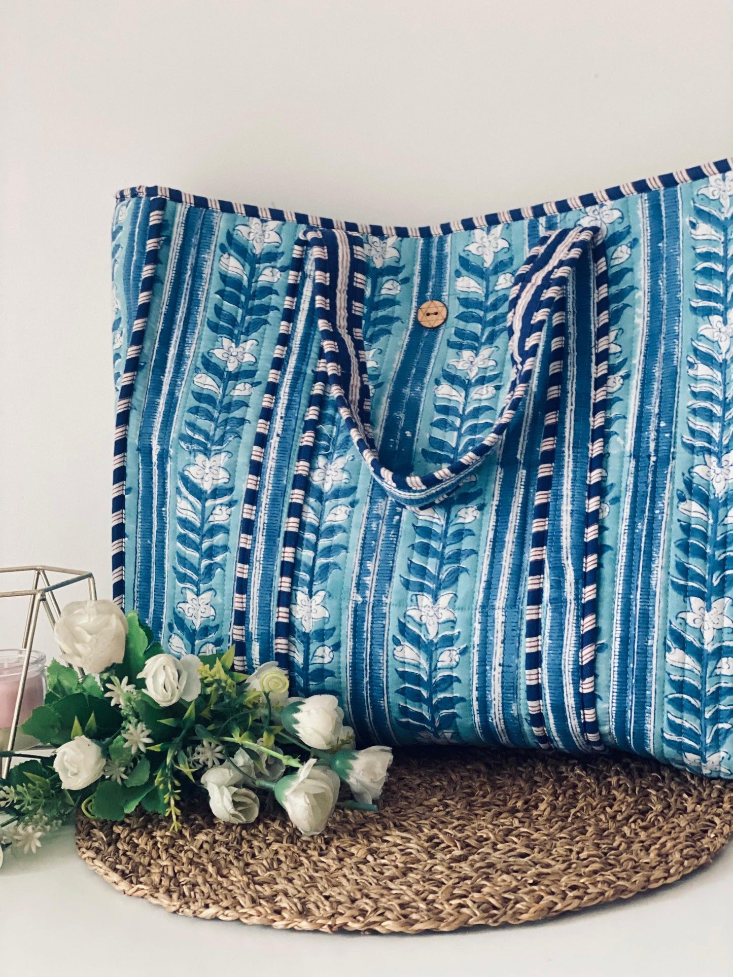 GIRAH - Quilted tote bag
